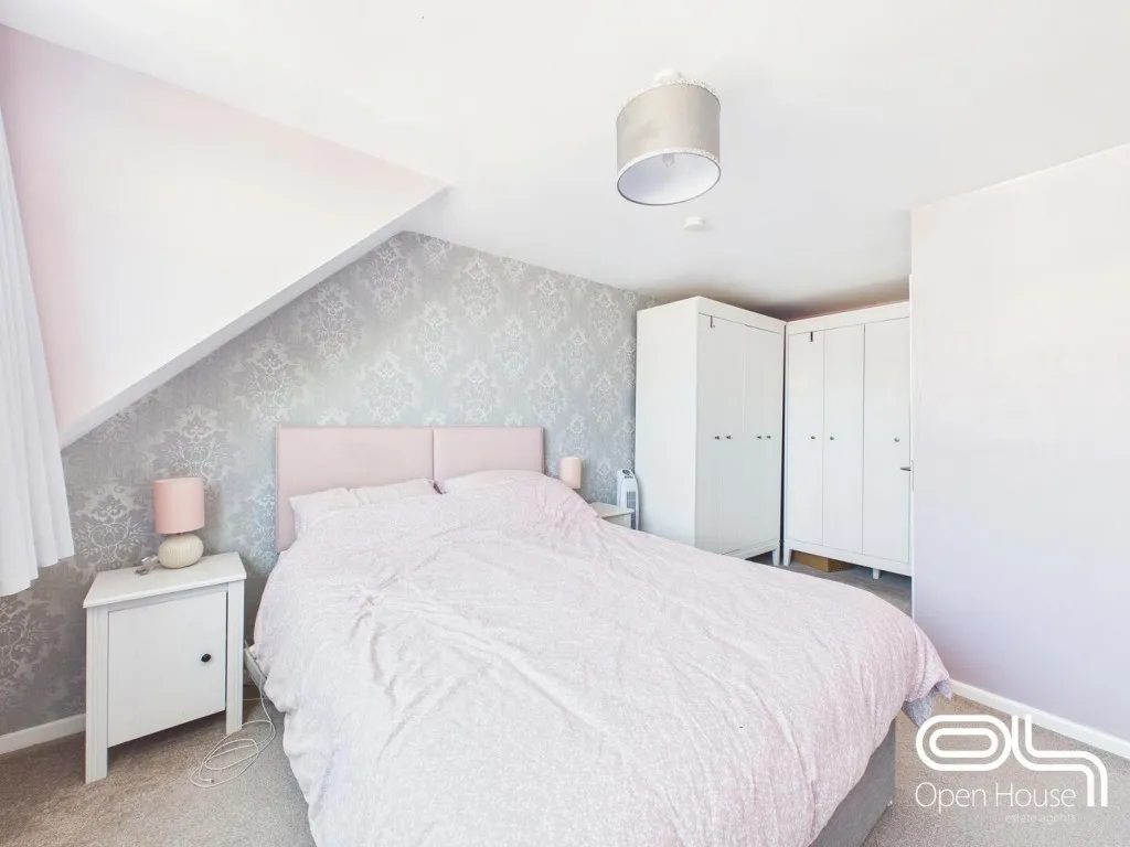 Heath Street, Hednesford, WS12, photo 9