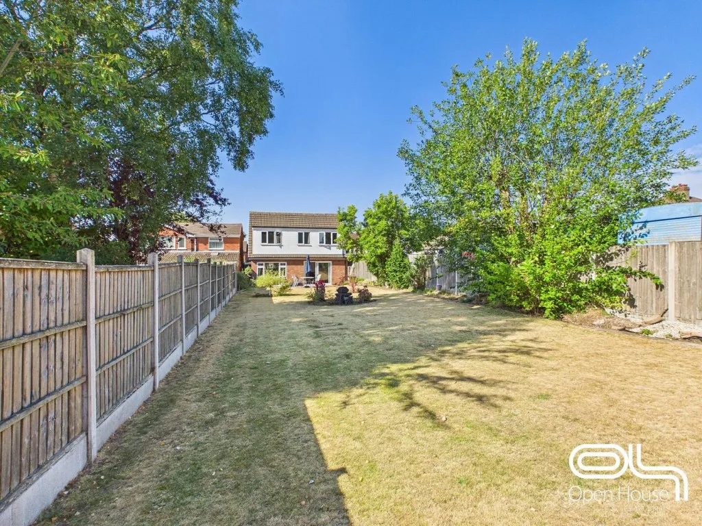 Heath Street, Hednesford, WS12, photo 18