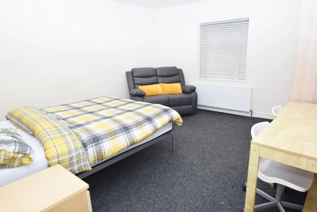 Regent Road, Hanley, ST1, photo 6