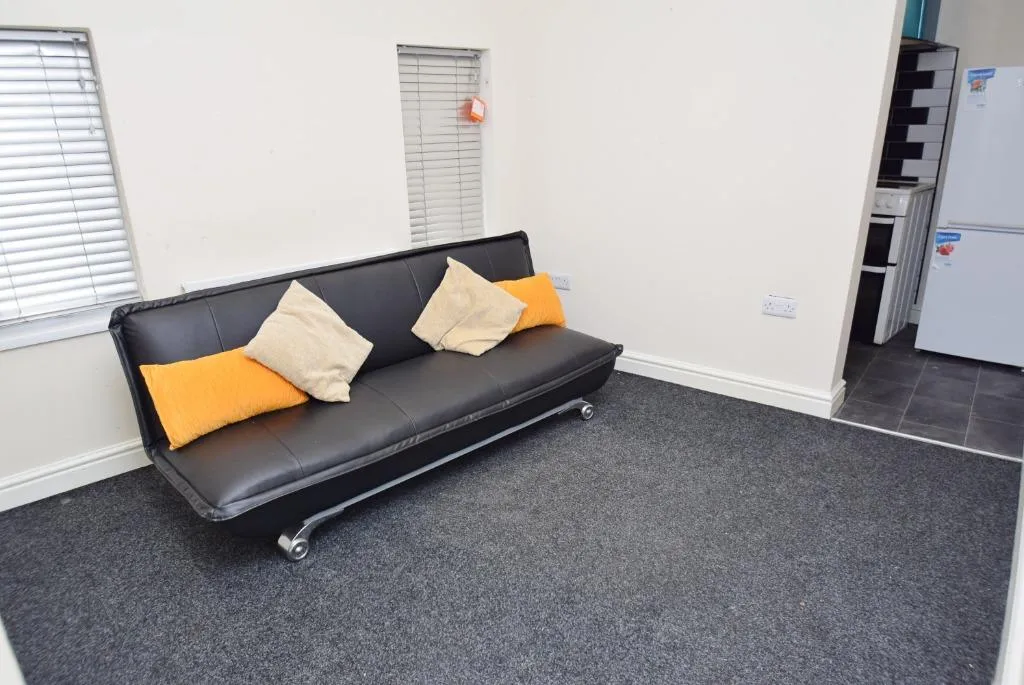 Regent Road, Hanley, ST1, photo 8