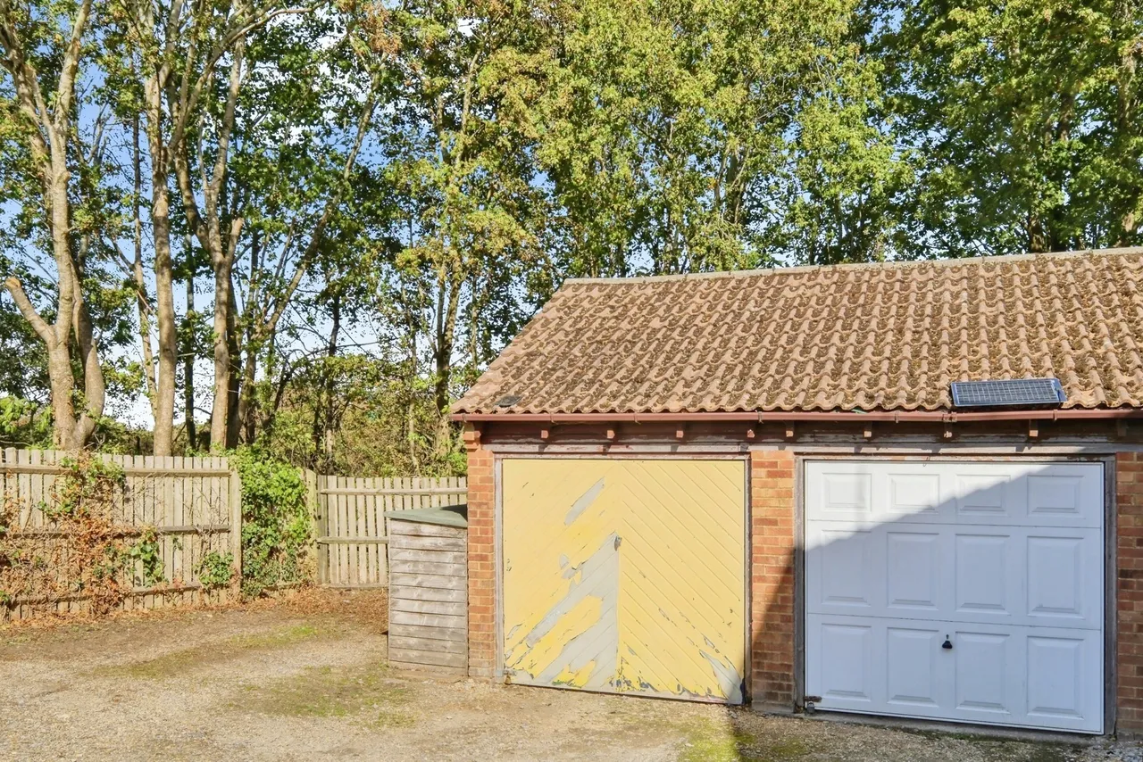 Pebble Court, Marchwood, SO40, photo 20