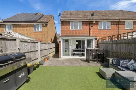 Clayton Mead, Godstone, photo 10
