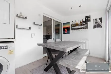 Clayton Mead, Godstone, photo 13
