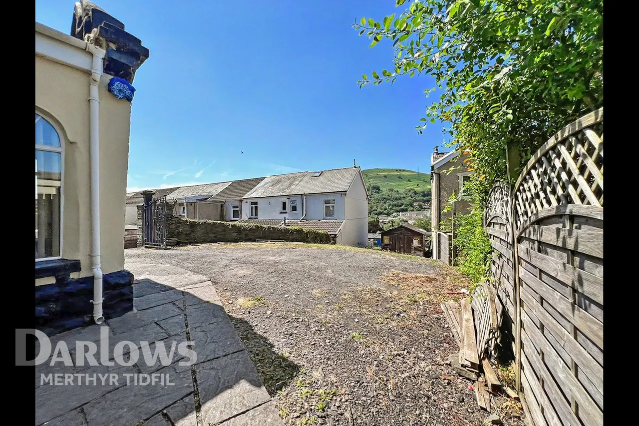 Cardiff Road, Merthyr Tydfil, photo 28