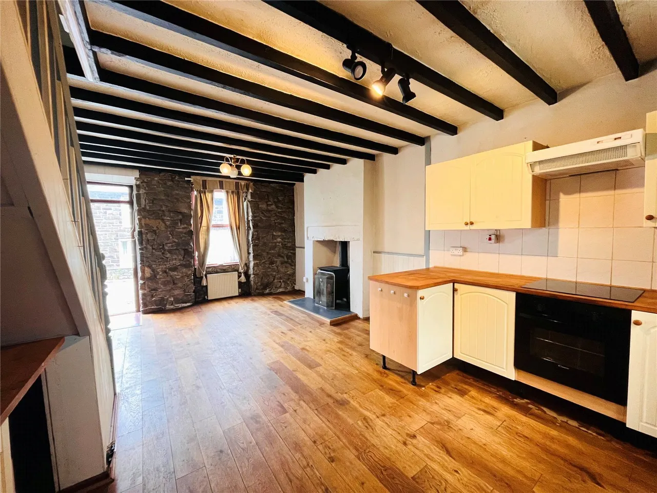Belle Vue, Ffestiniog, LL41, photo 16