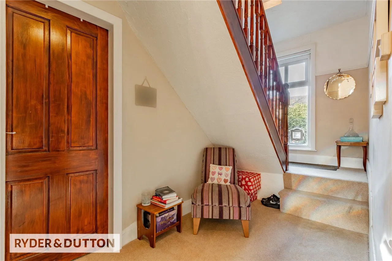 Linnet Hill, Half Acre, OL11, photo 6