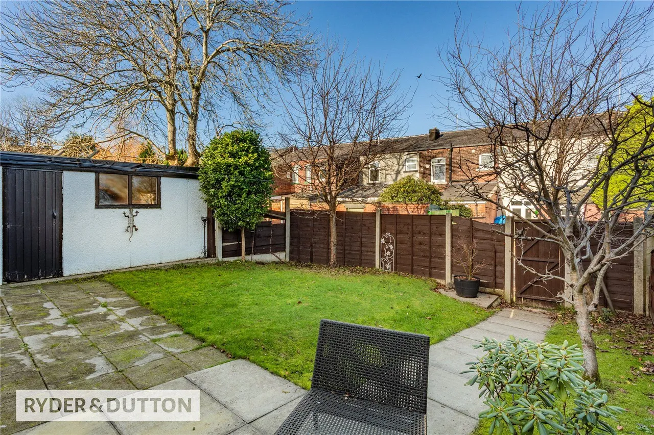 Linnet Hill, Half Acre, OL11, photo 12