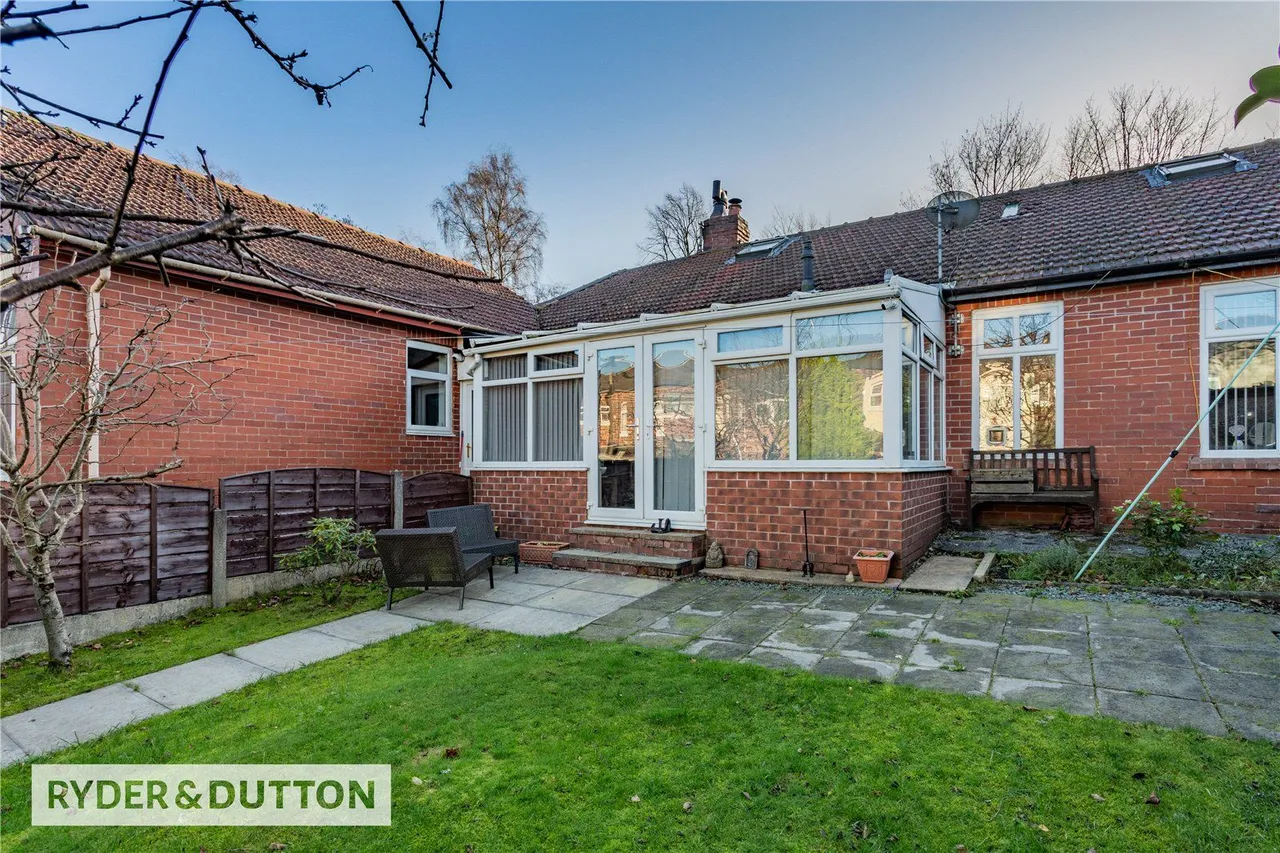 Linnet Hill, Half Acre, OL11, photo 13