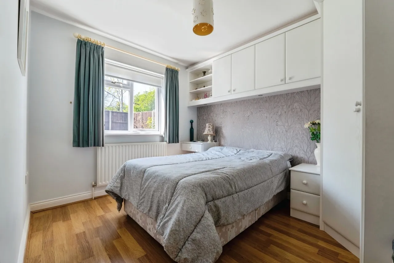 Featherby Drive, Glen Parva, LE2, photo 11