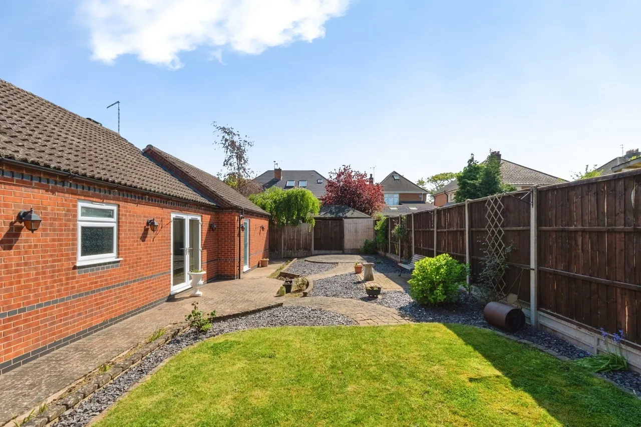 Featherby Drive, Glen Parva, LE2, photo 14