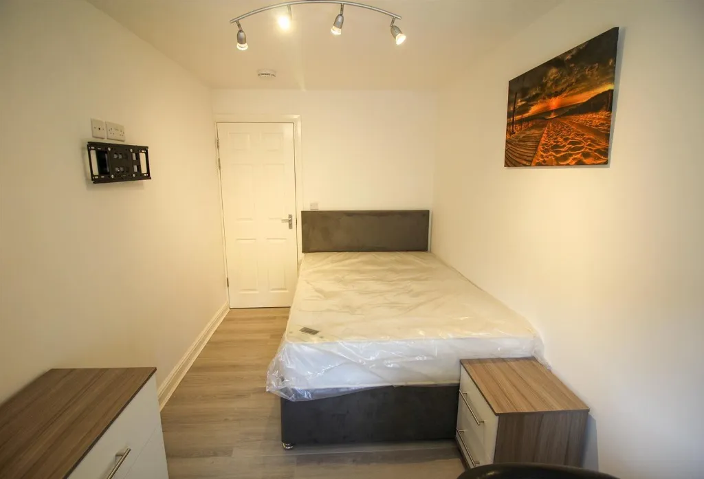 Fletcher Road, Nottingham, NG9, photo 8
