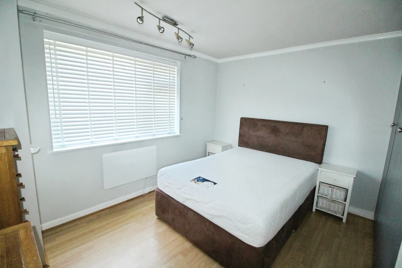 Millhouses Lane, Sheffield, S7, photo 3