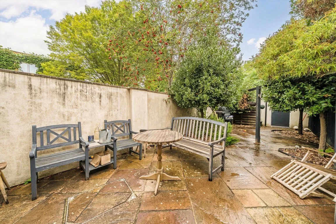 Railway Road, TW11, photo 7