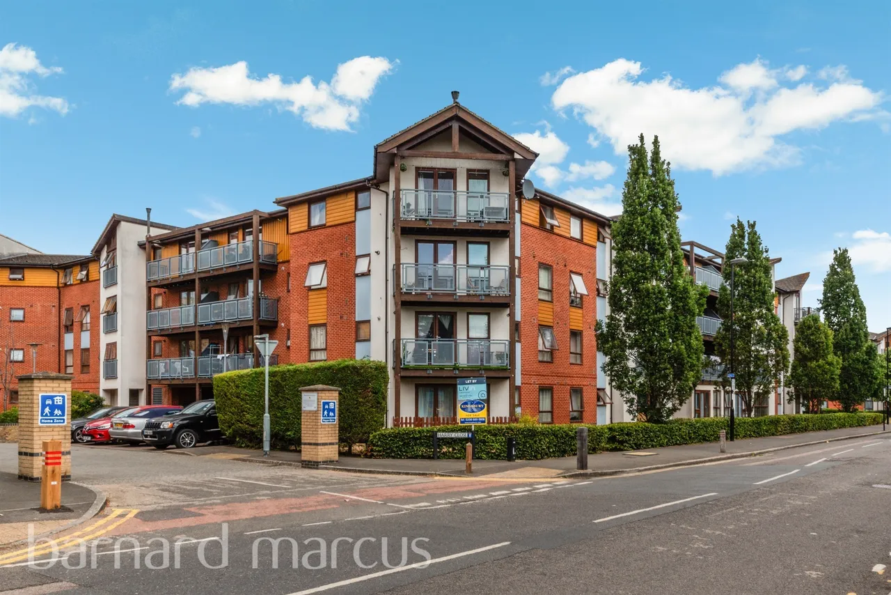 Harry Close, Croydon, photo 4