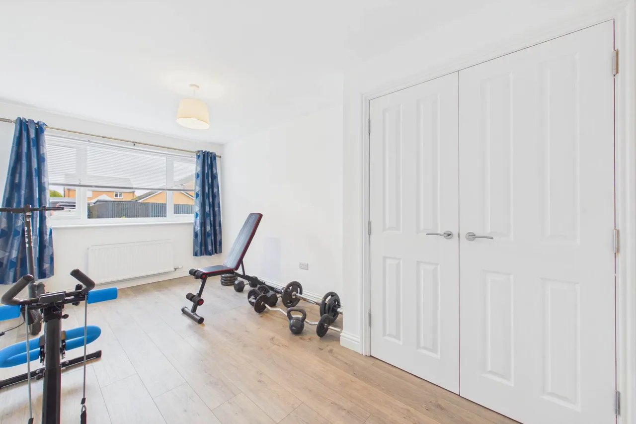 Plover Way, Motherwell, photo 11