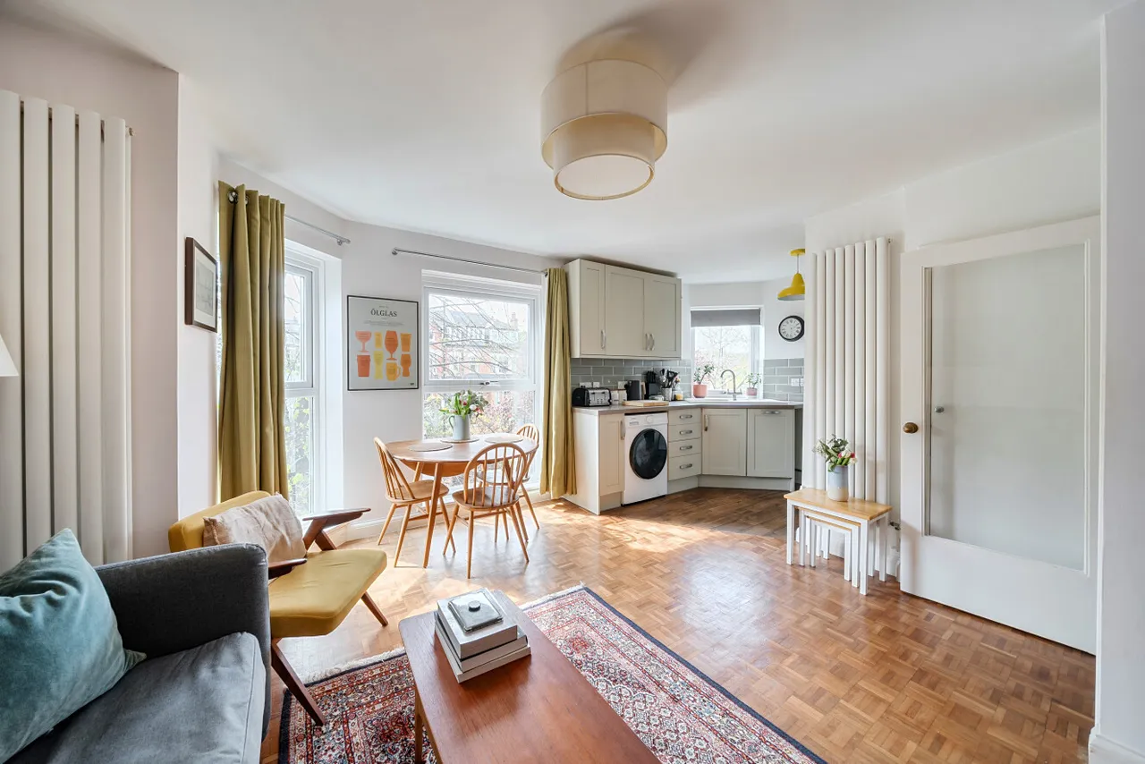 Crouch Hill, Crouch End, London, N8, photo 8
