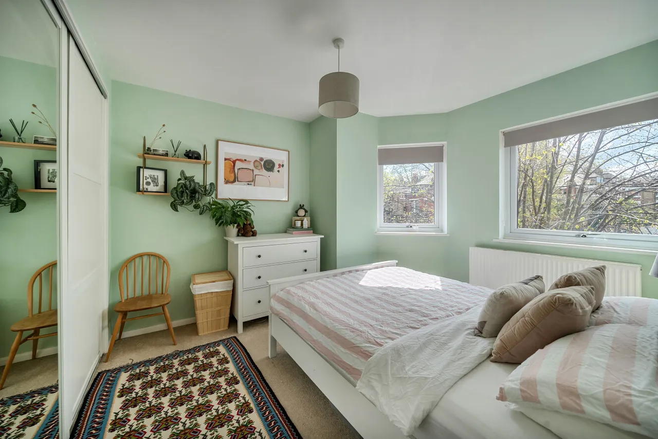 Crouch Hill, Crouch End, London, N8, photo 3