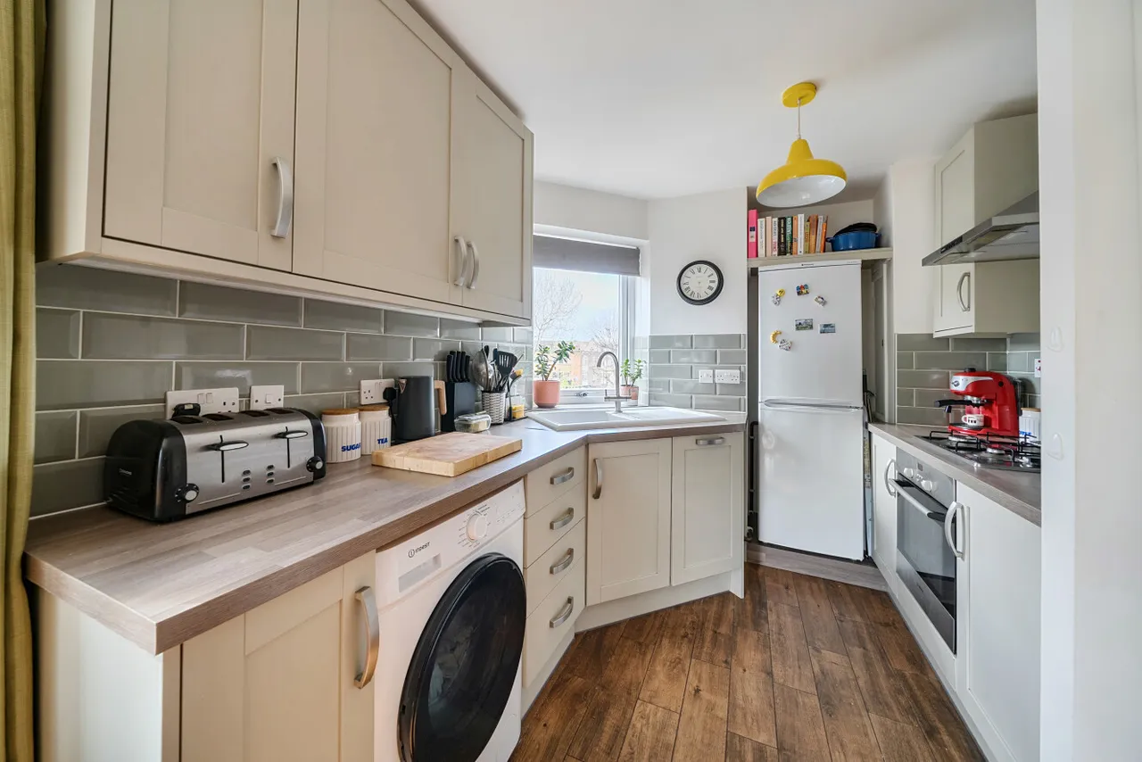 Crouch Hill, Crouch End, London, N8, photo 12