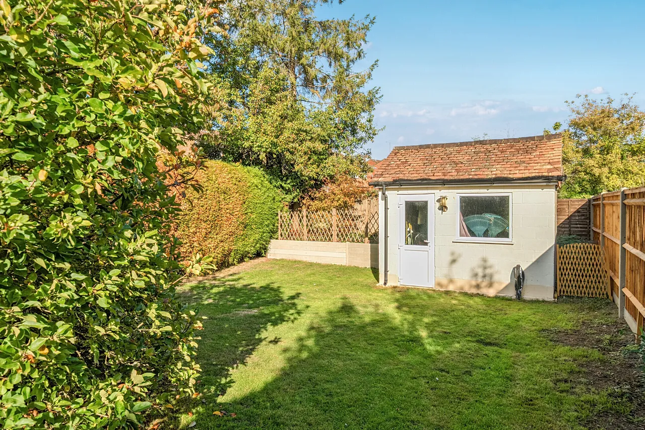 Headley Road, Liphook, GU30, photo 13