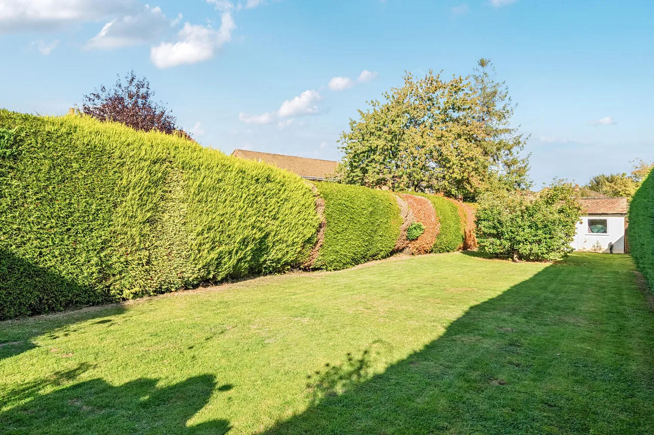 Headley Road, Liphook, GU30, photo 8