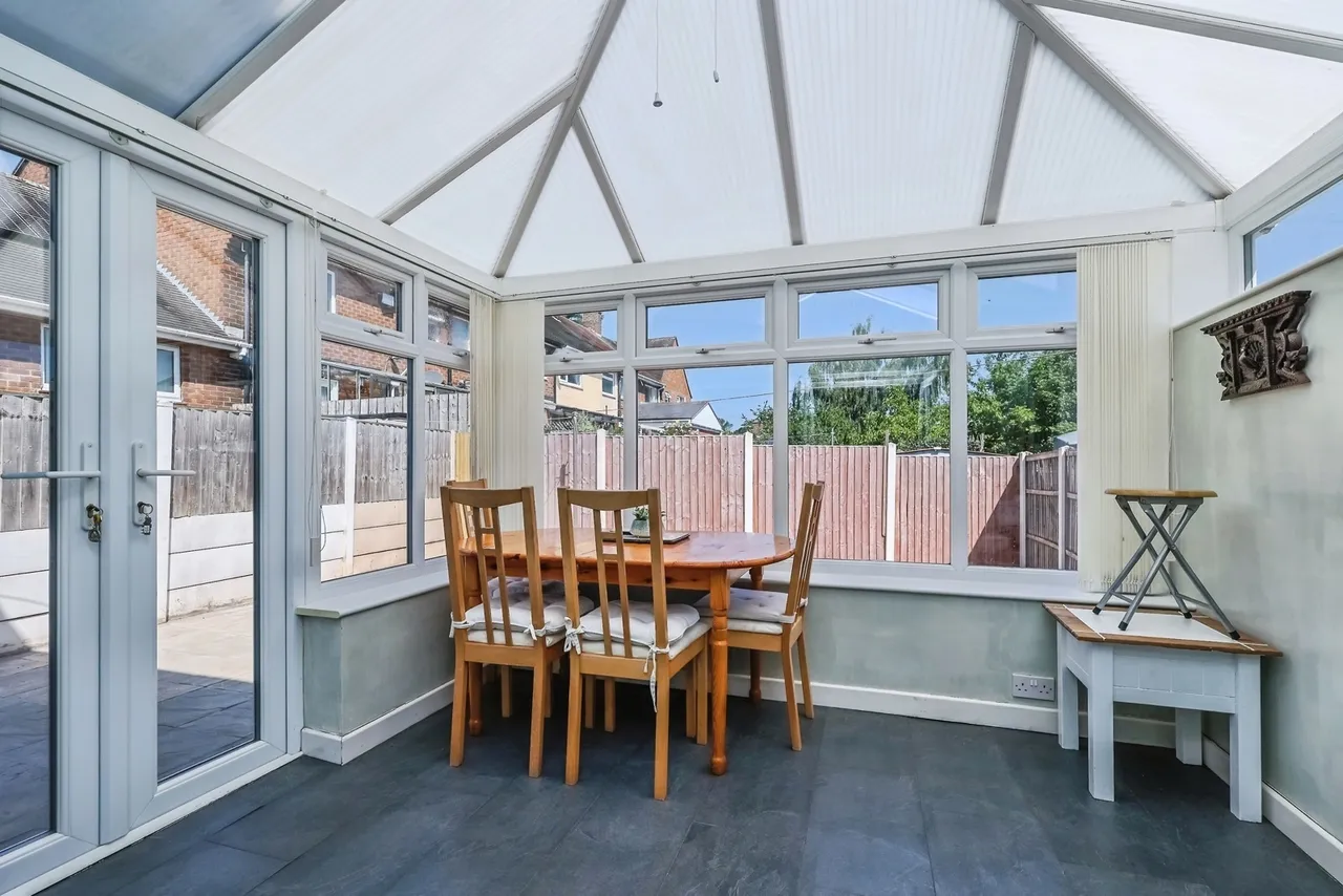 Bramber Grove, Clifton, Nottingham, NG11, photo 9