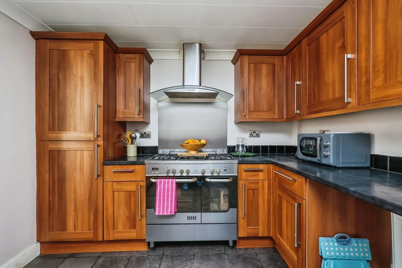 Bramber Grove, Clifton, Nottingham, NG11, photo 6