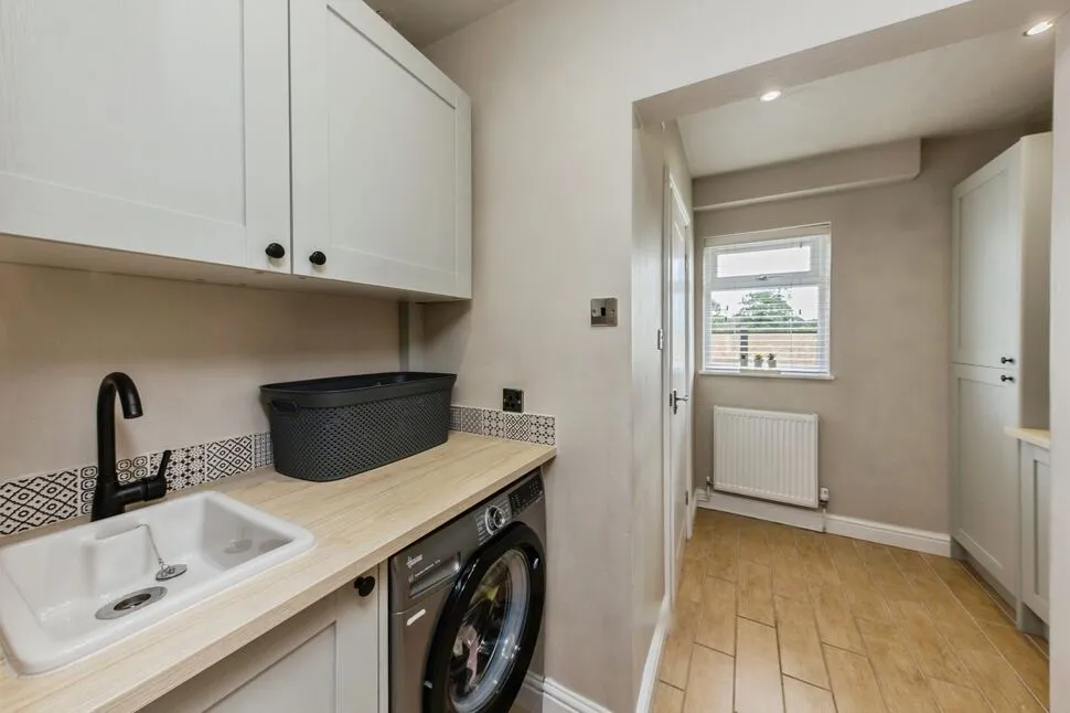 Newcastle Road North, Brereton, CW11, photo 44