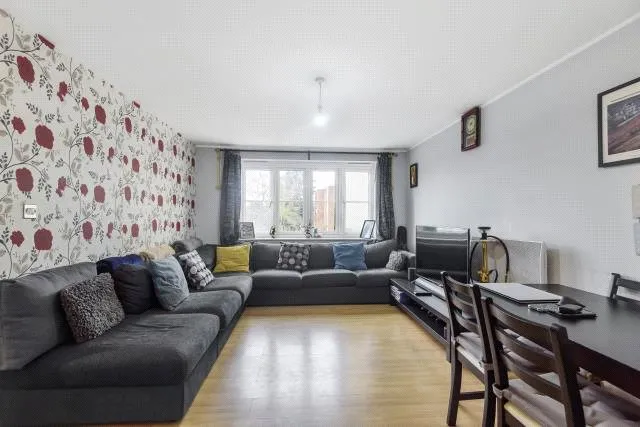 Bath Road, Slough, SL1, photo 2