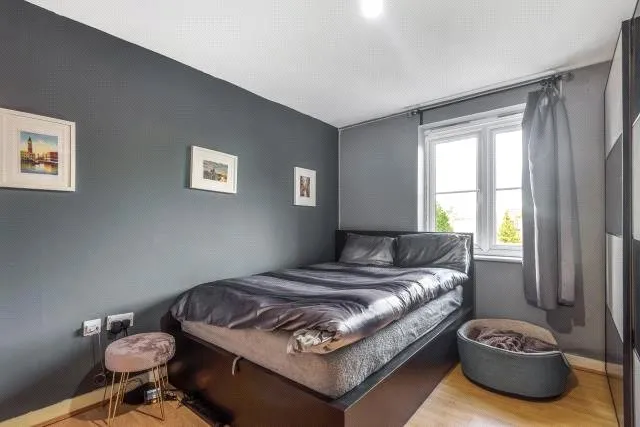 Bath Road, Slough, SL1, photo 4