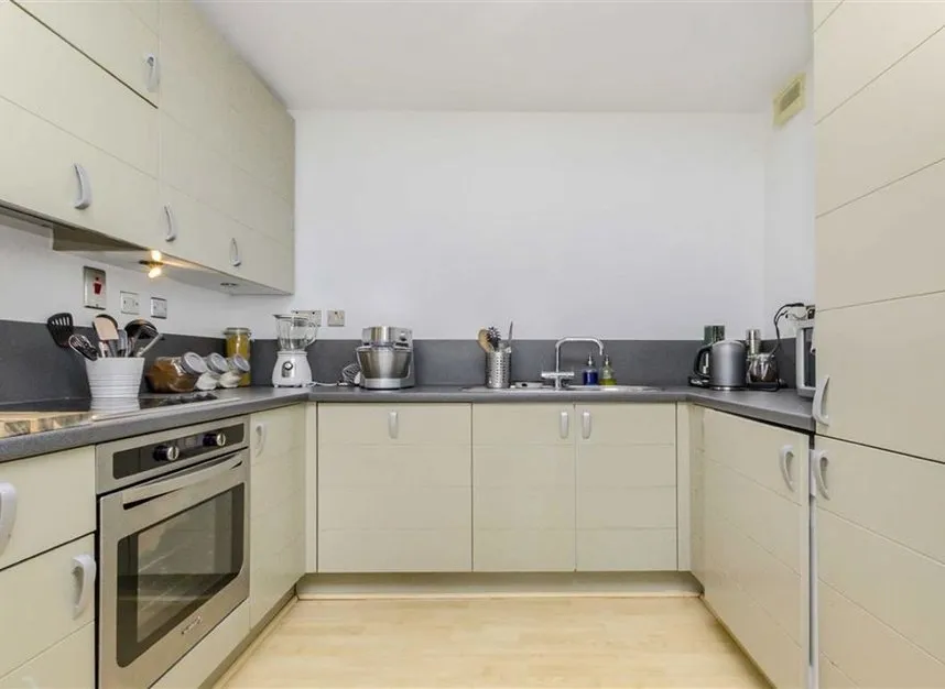 Schoolbank Road, Greenwich, SE10, photo 2