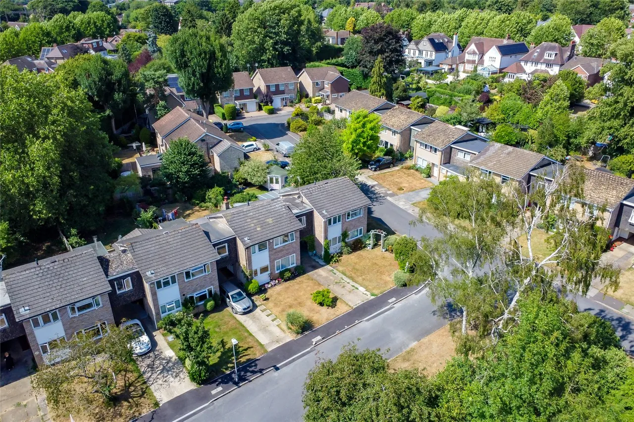 Meadowcroft, St. Albans, Hertfordshire, AL1 1UF, photo 18