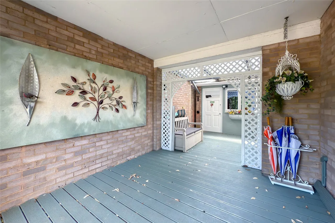 Meadowcroft, St. Albans, Hertfordshire, AL1 1UF, photo 24