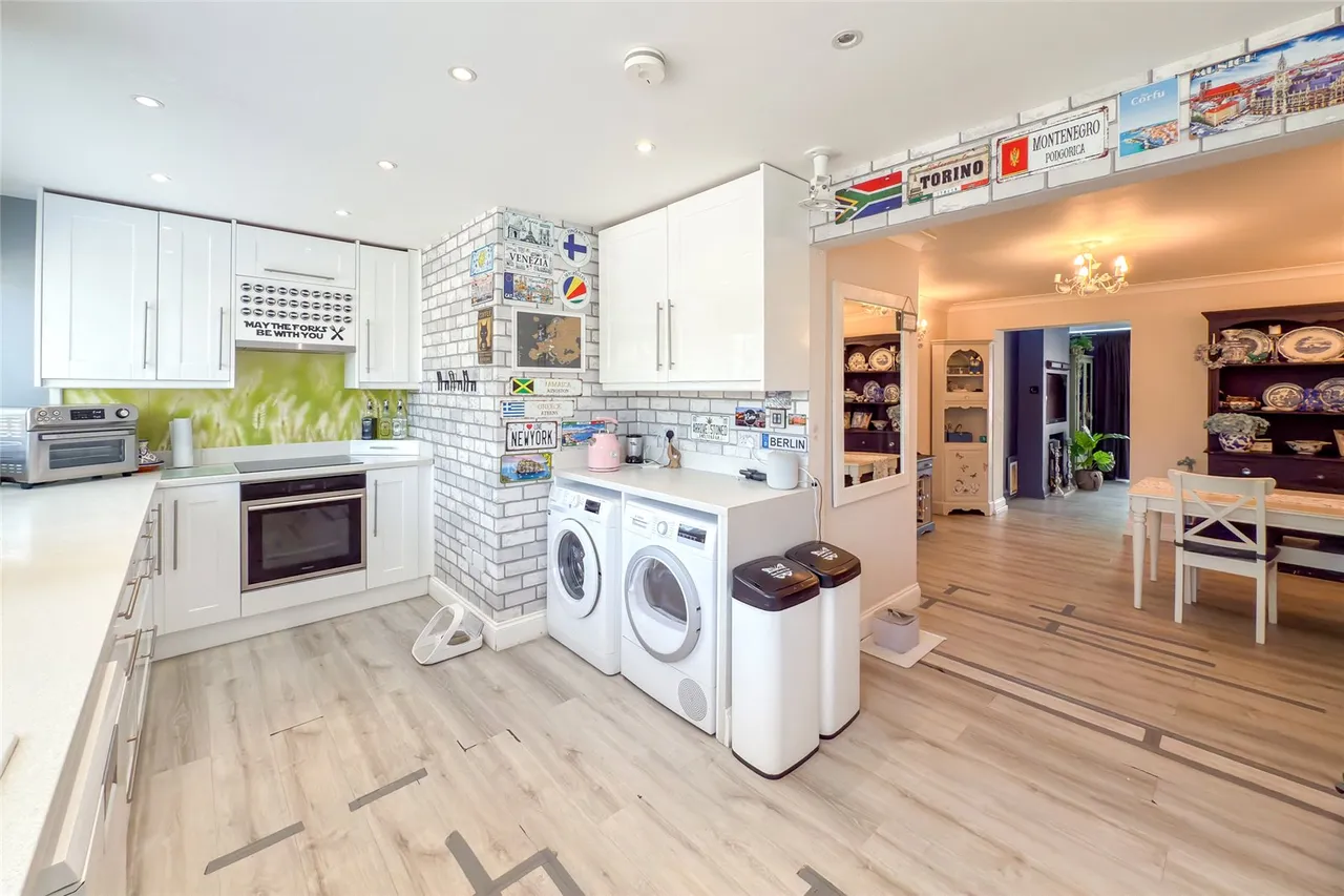 Meadowcroft, St. Albans, Hertfordshire, AL1 1UF, photo 21
