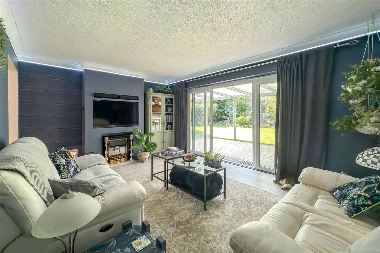 Meadowcroft, St. Albans, Hertfordshire, AL1 1UF, photo 4