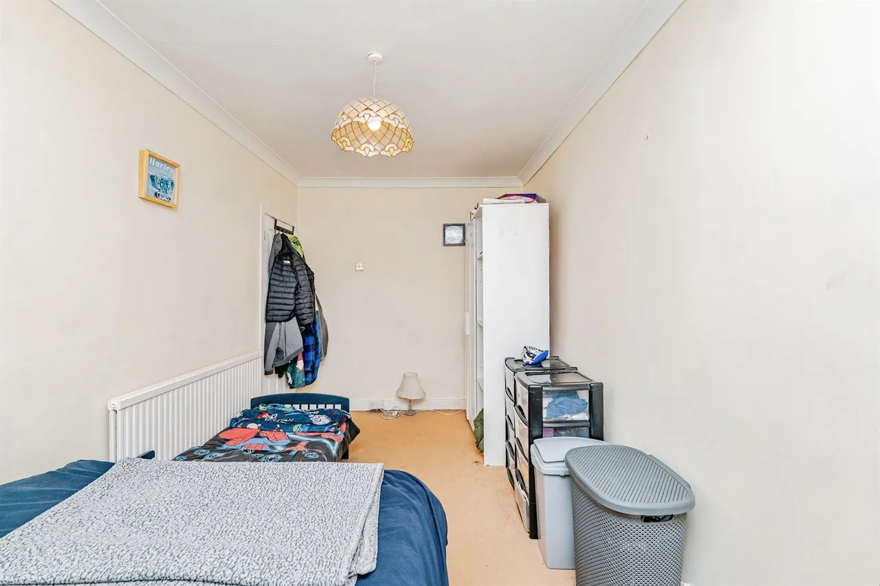 St. John Street, Bridgend, CF32, photo 18