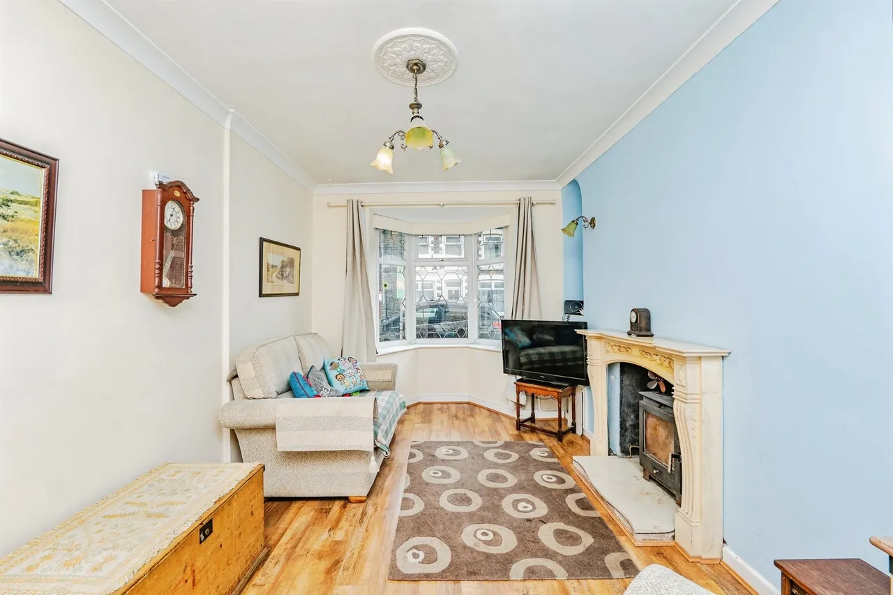 St. John Street, Bridgend, CF32, photo 5