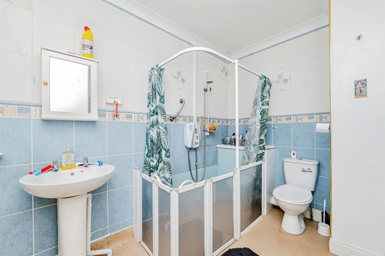 St. John Street, Bridgend, CF32, photo 19