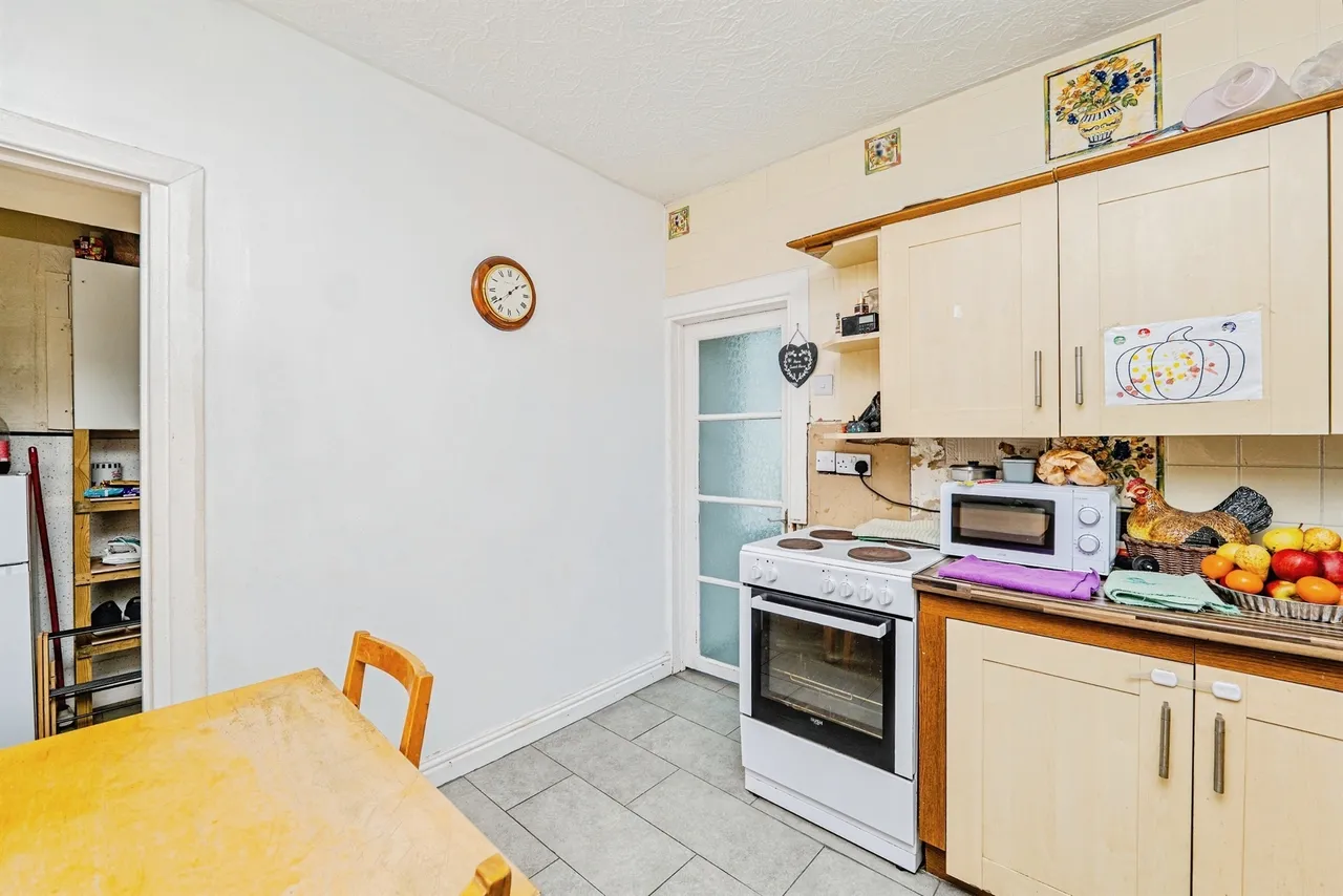 St. John Street, Bridgend, CF32, photo 9