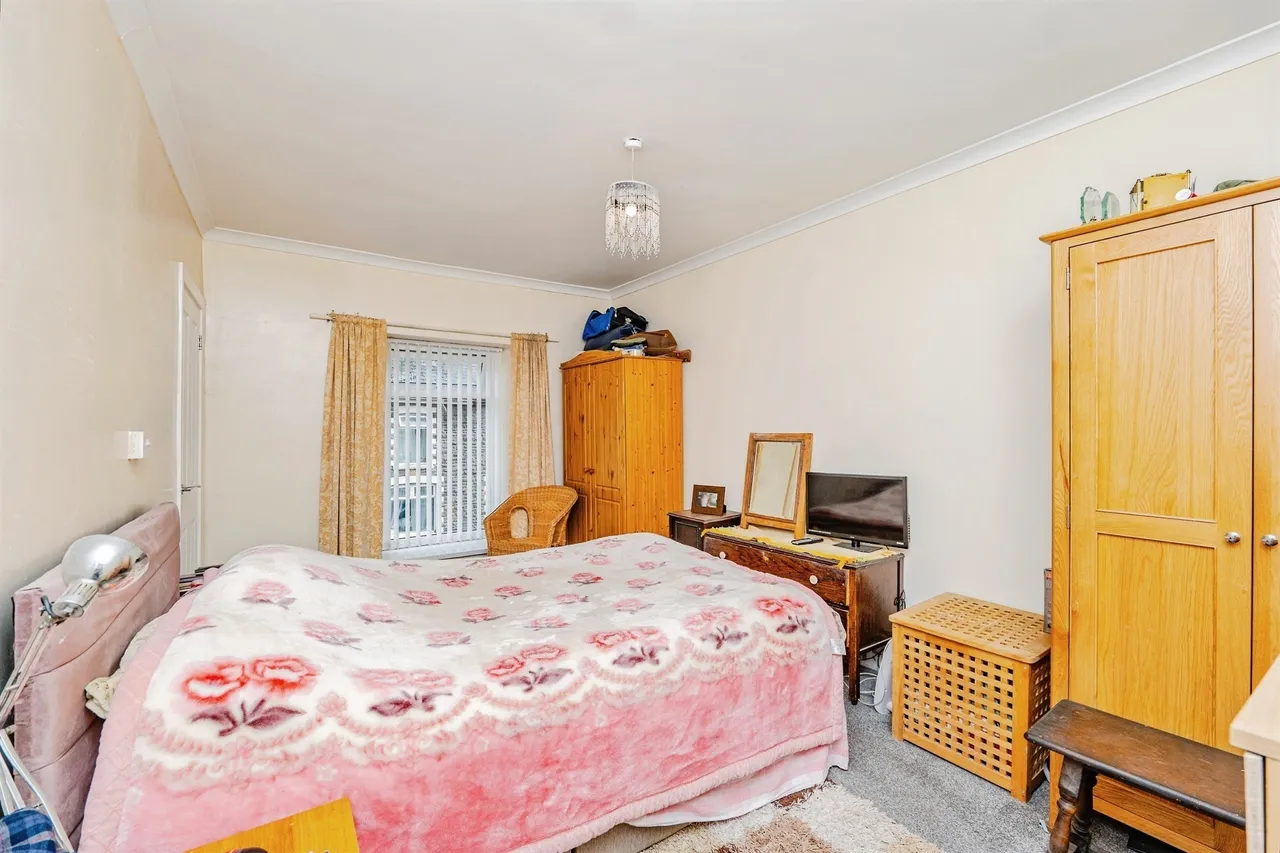 St. John Street, Bridgend, CF32, photo 16