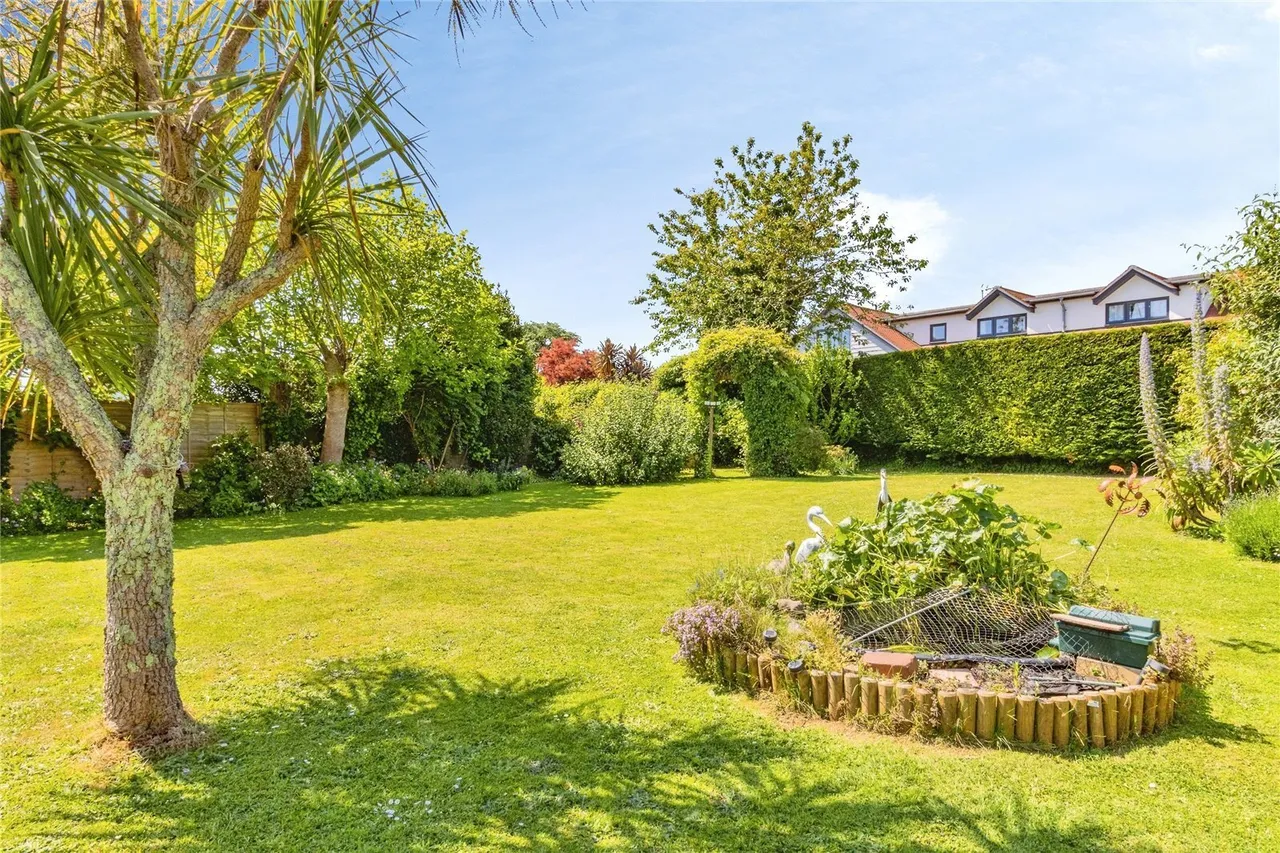 Higher Warborough Road, Brixham, TQ5, photo 32