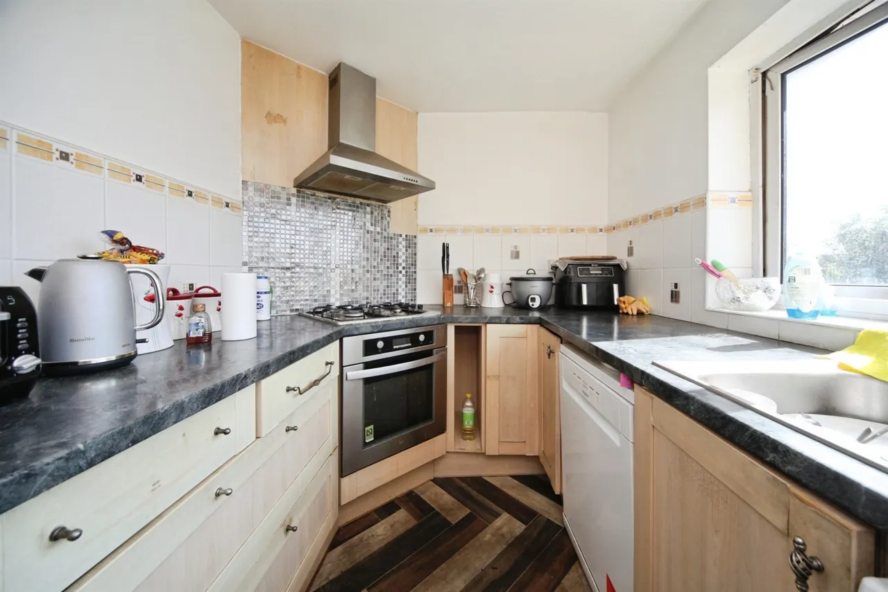 Devon Road, LUTON, photo 4