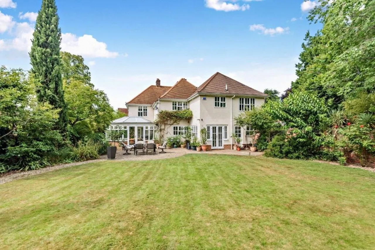 4 bed house for sale, High Street, Whitchurch on Thames, RG8