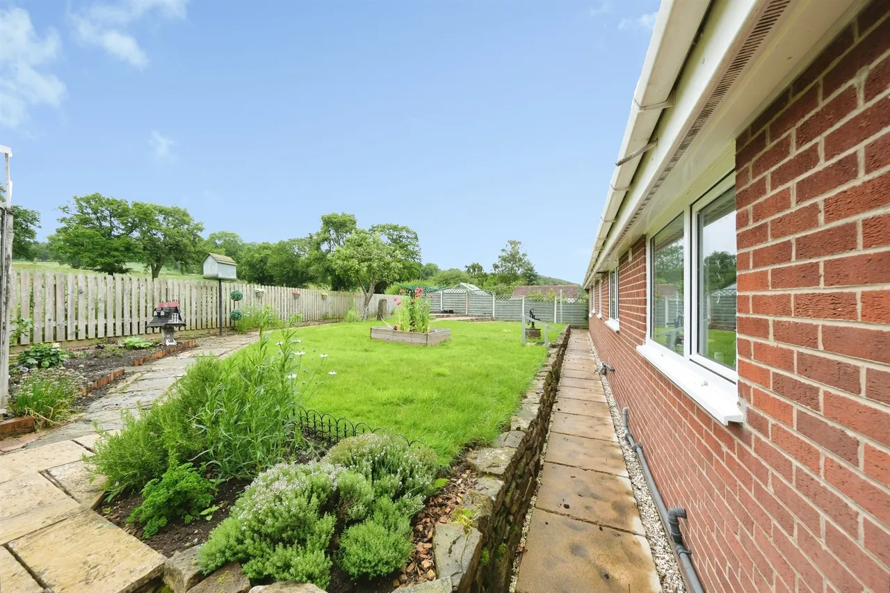 Plains Lane, Blackbrook, DE56, photo 31