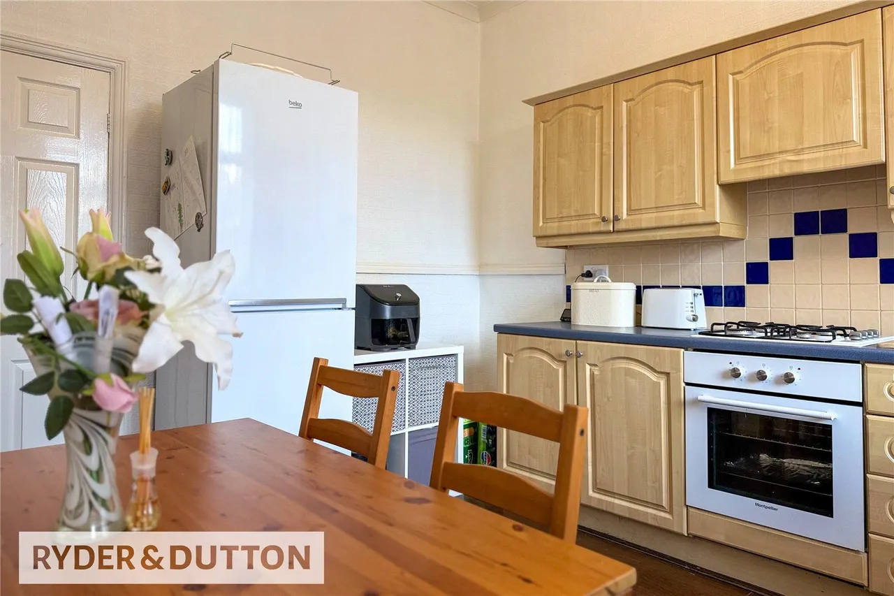 Co-Operation Street, Failsworth, M35, photo 6