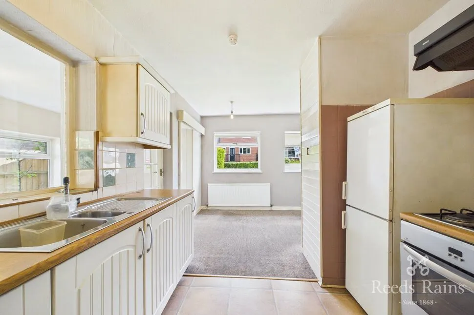 Devonshire Drive, North Anston, South Yorkshire, S25, photo 8
