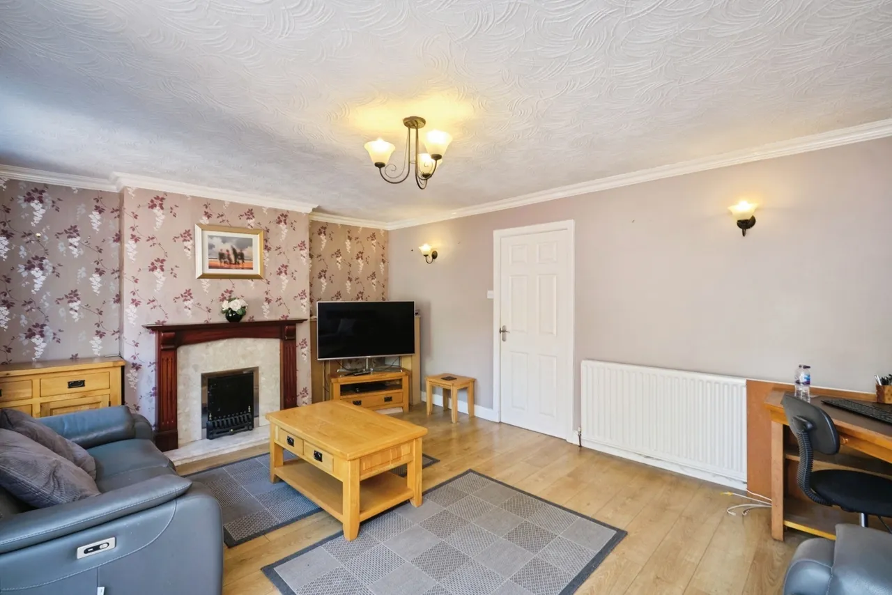 Mears Drive, Birmingham, B33, photo 6