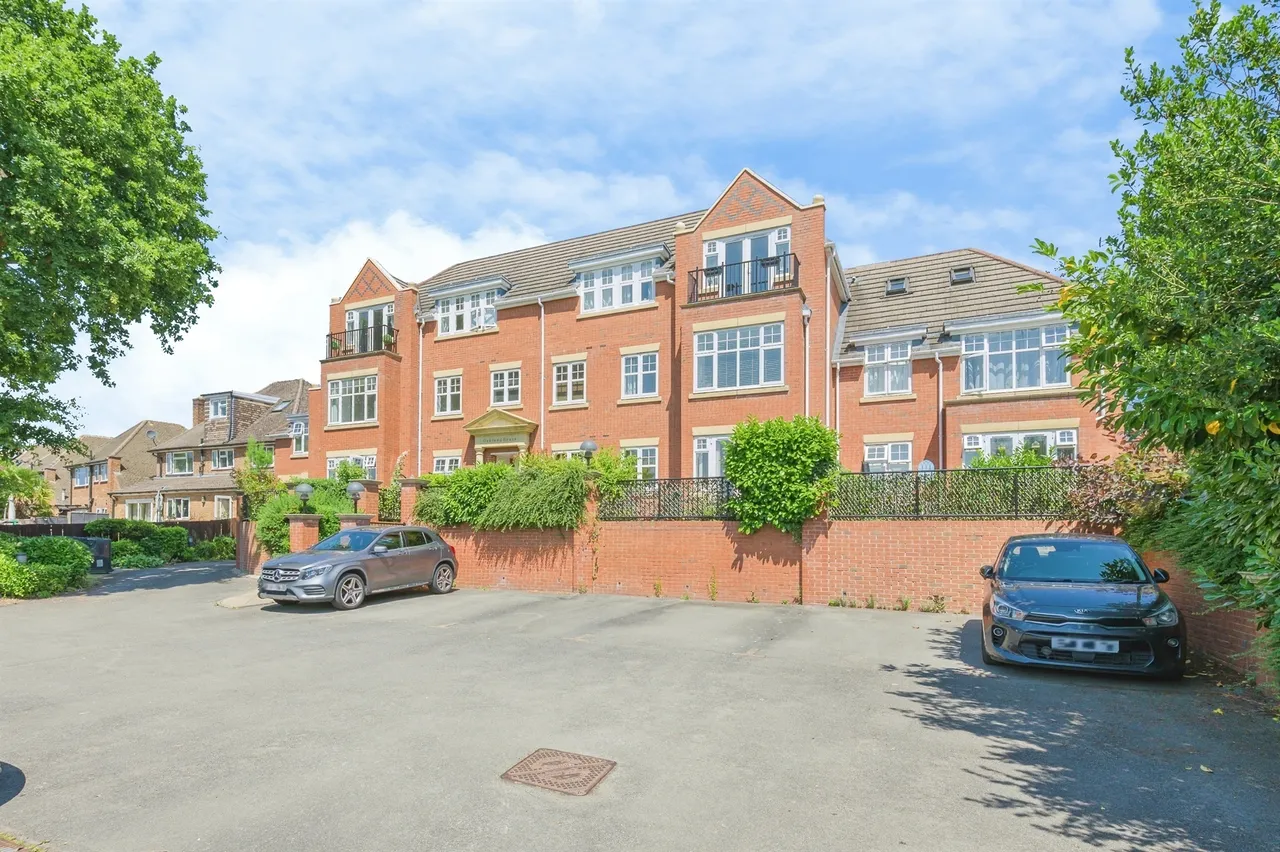 Lichfield Road, Sutton Coldfield, photo 12