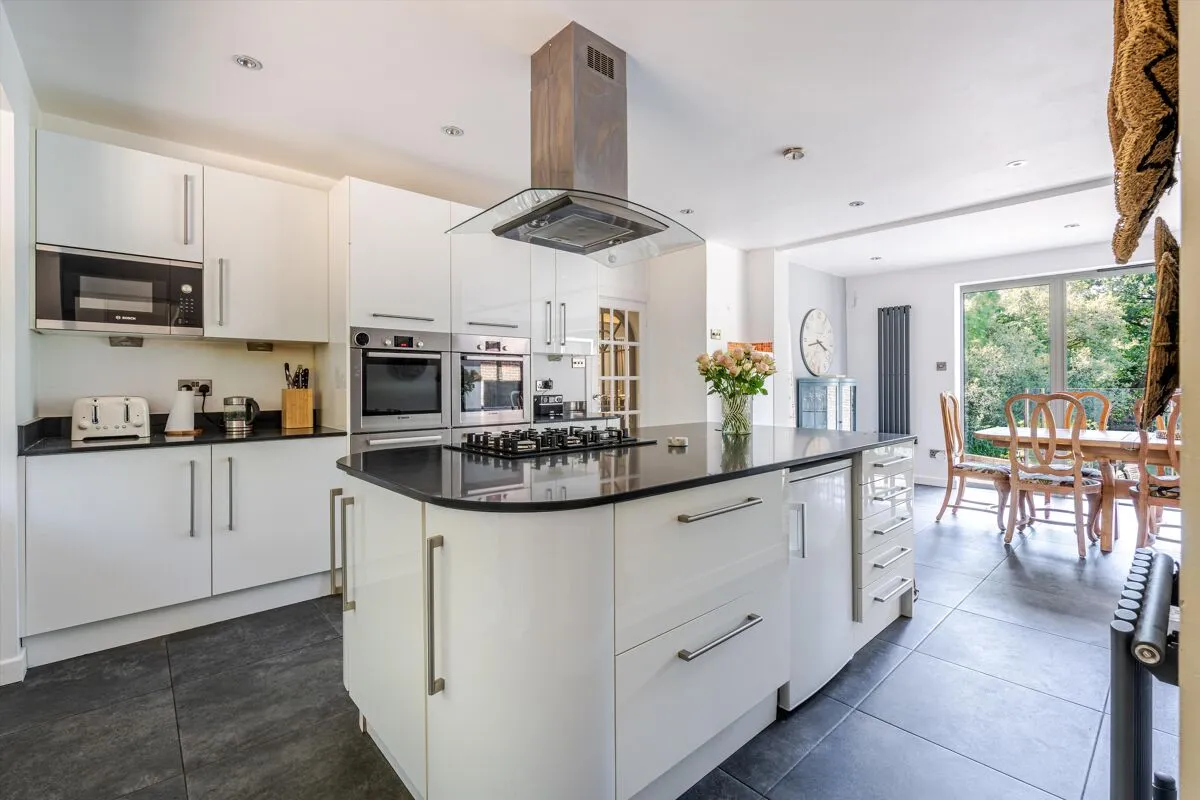 Bracken Close, Wonersh, GU5, photo 3