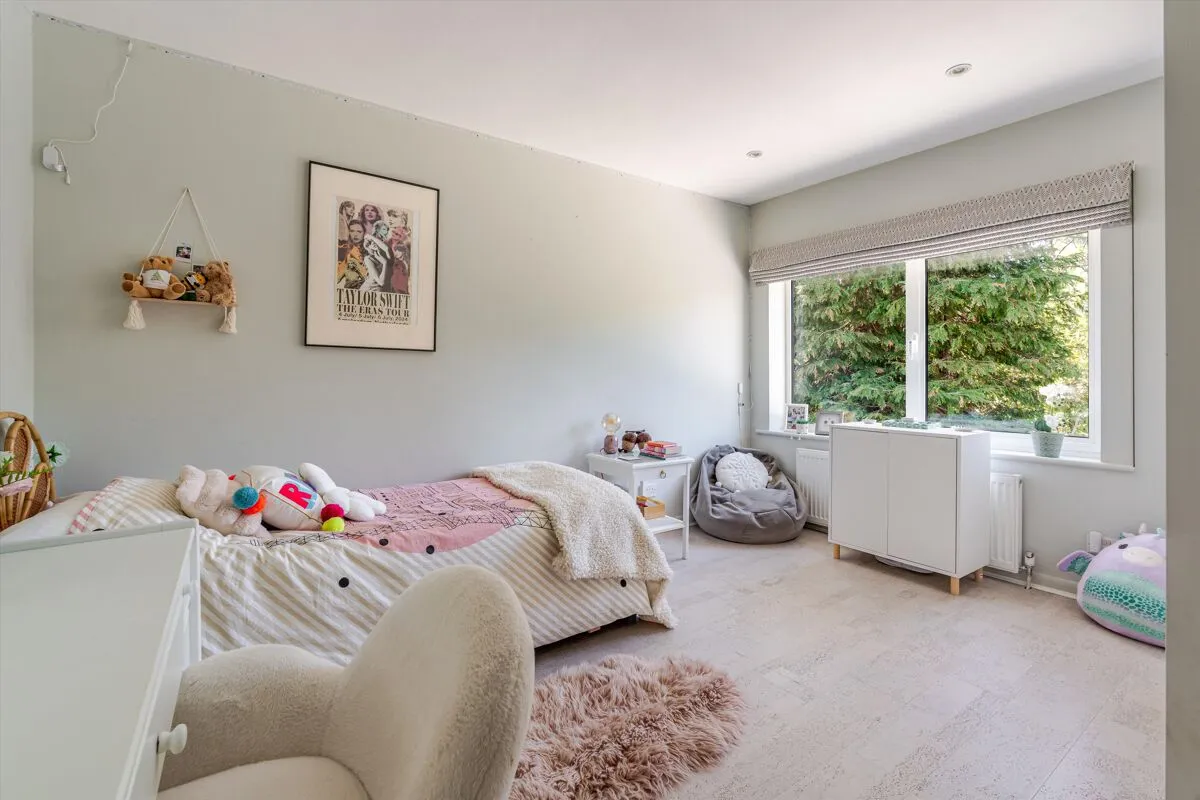 Bracken Close, Wonersh, GU5, photo 13