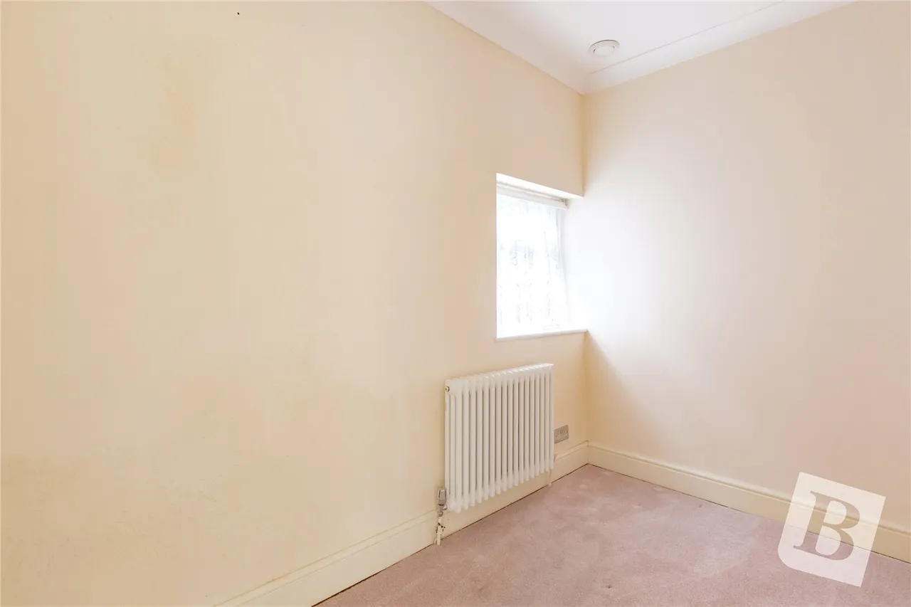 Essex Road, Romford, RM7, photo 13